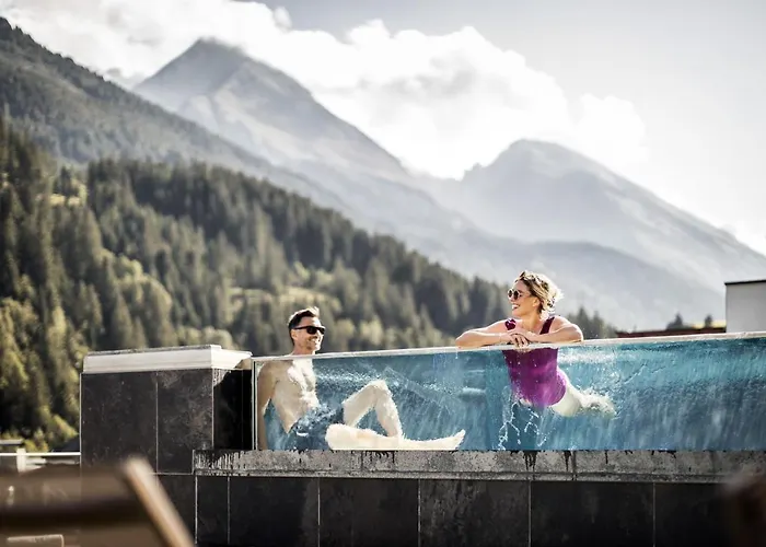 صورة Aktiv- & Wellnesshotel Bergfried تكس